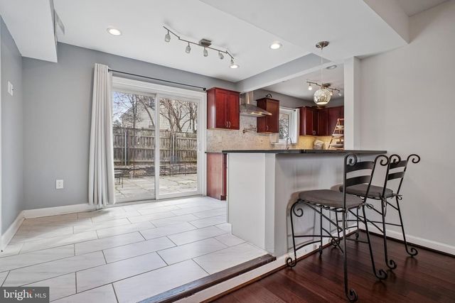 2205 HERMAN CT, Herndon, VA 20170