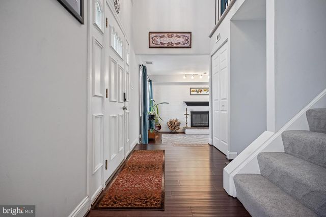 2205 HERMAN CT, Herndon, VA 20170