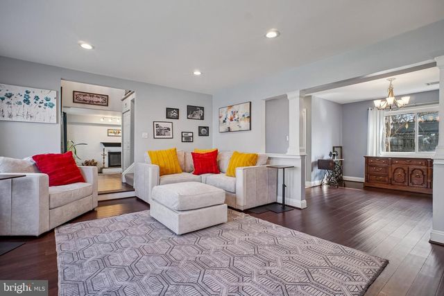 2205 HERMAN CT, Herndon, VA 20170