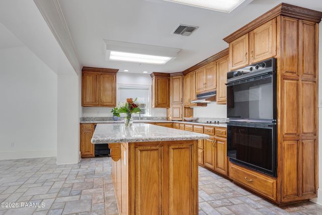 110 Harolyn Park Drive, Lafayette, LA 70503