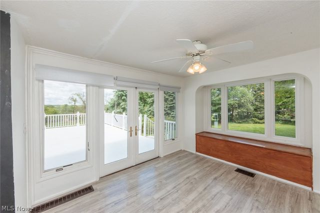 1984 W Turkeyfoot Lake Road, Barberton, OH 44203