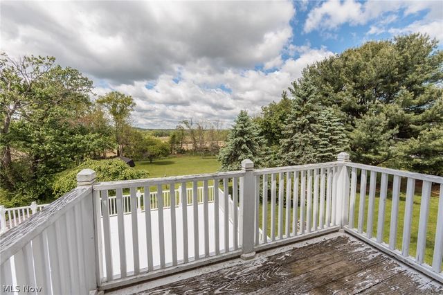 1984 W Turkeyfoot Lake Road, Barberton, OH 44203