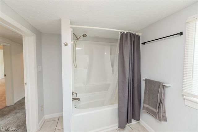 1984 W Turkeyfoot Lake Road, Barberton, OH 44203