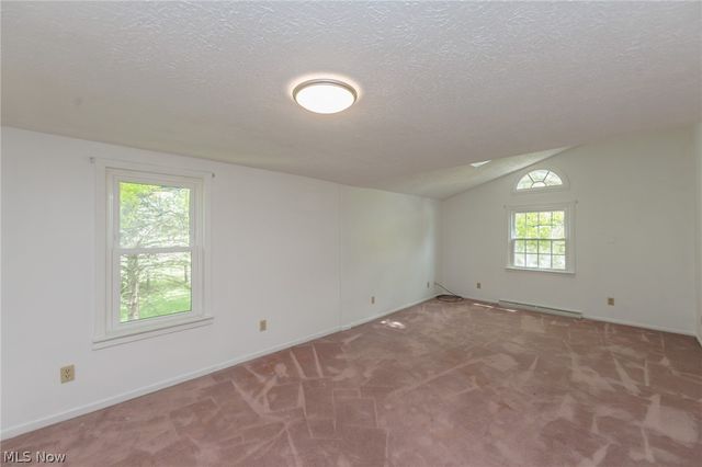 1984 W Turkeyfoot Lake Road, Barberton, OH 44203