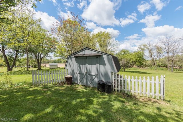 1984 W Turkeyfoot Lake Road, Barberton, OH 44203