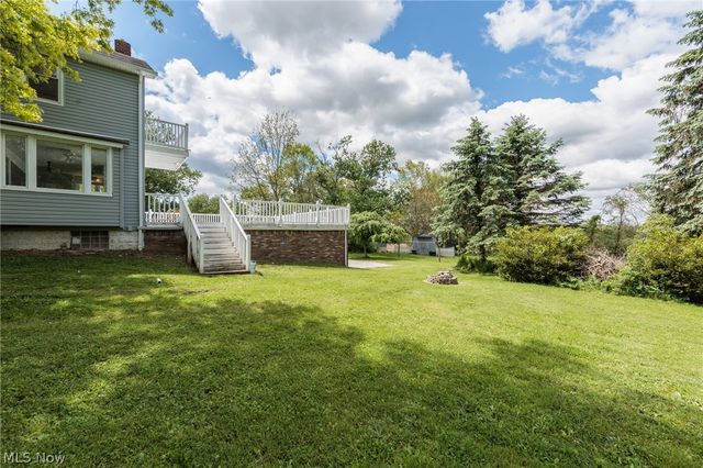 1984 W Turkeyfoot Lake Road, Barberton, OH 44203