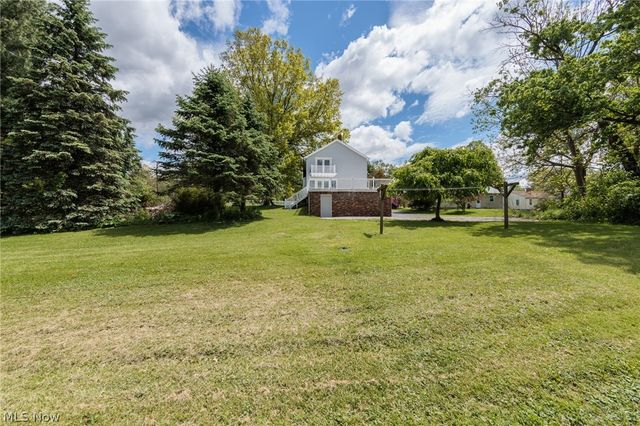 1984 W Turkeyfoot Lake Road, Barberton, OH 44203
