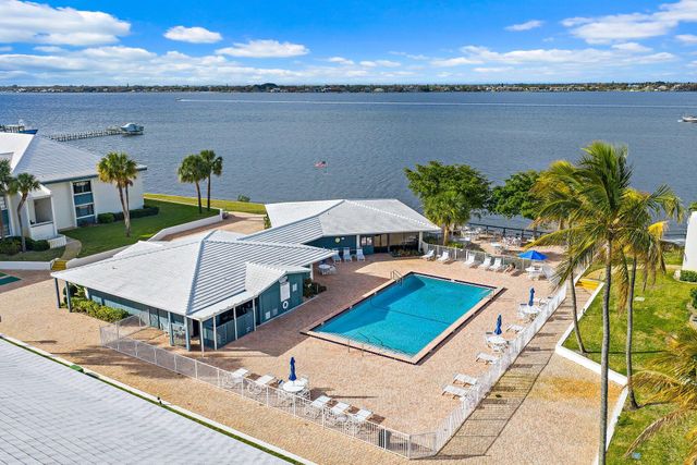 175 SE Saint Lucie Boulevard E156, Stuart, FL 34996