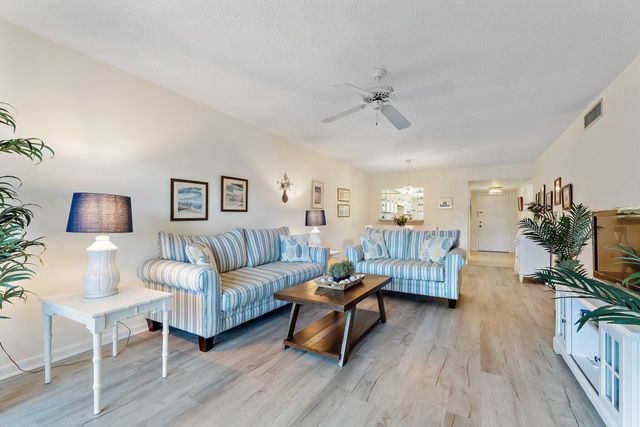 175 SE Saint Lucie Boulevard E156, Stuart, FL 34996