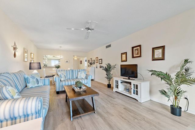 175 SE Saint Lucie Boulevard E156, Stuart, FL 34996