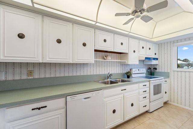 175 SE Saint Lucie Boulevard E156, Stuart, FL 34996