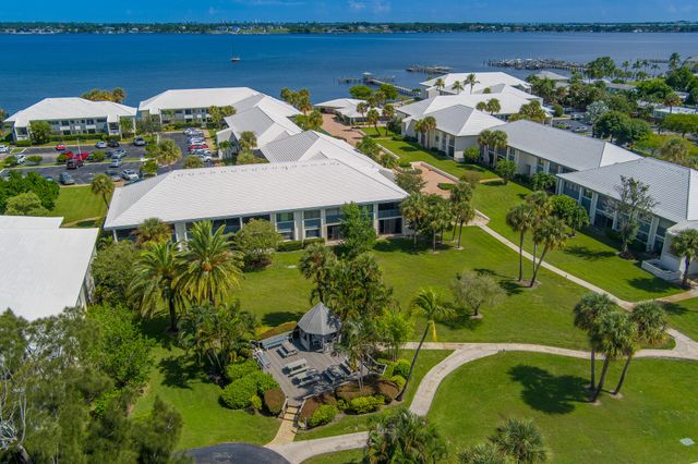 175 SE Saint Lucie Boulevard E156, Stuart, FL 34996