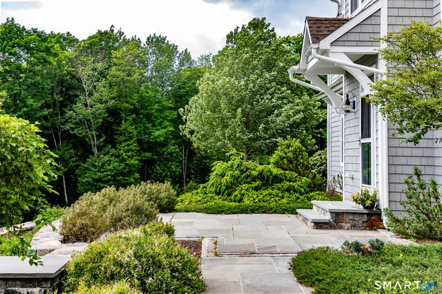 18 Ranney Hill Road, Roxbury, CT 06783