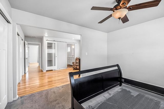 1035 E Fairmont Avenue, Fresno, CA 93704