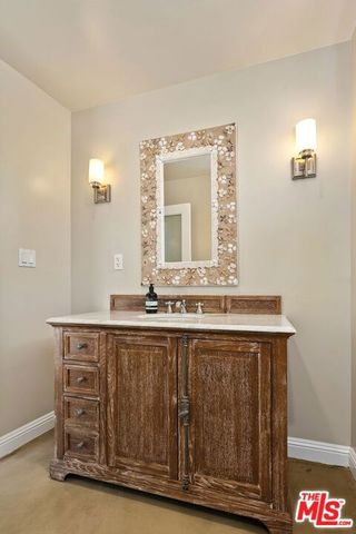 29260 Sea Lion Place, Malibu, CA 90265