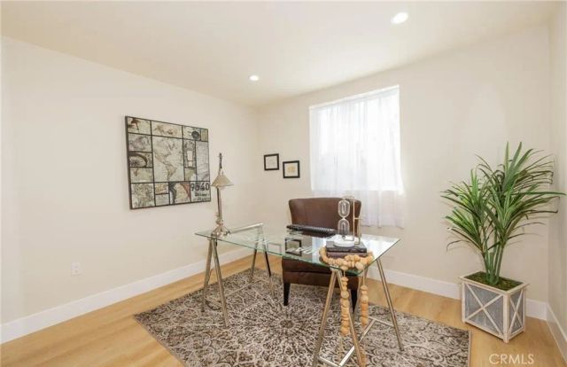 4928 8th Avenue, Los Angeles, CA 90043