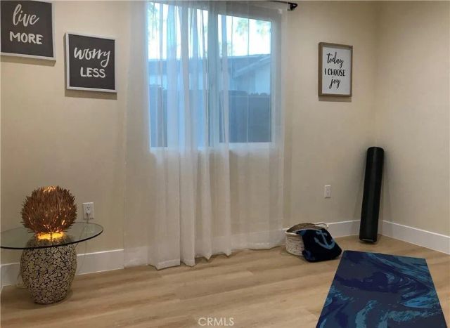 4928 8th Avenue, Los Angeles, CA 90043