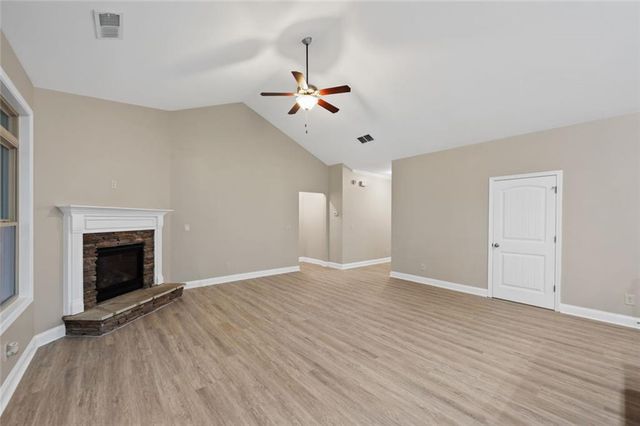 144 Alder Landing N, Dallas, GA 30132