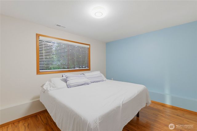 10005 77th Street SW, Lakewood, WA 98498