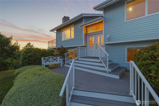 10005 77th Street SW, Lakewood, WA 98498