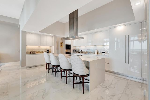 20155 Boca West Drive Ph-c902, Boca Raton, FL 33434