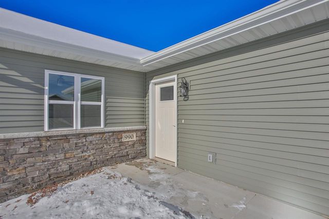 990 MORNING STAR LANE, Plover, WI 54467