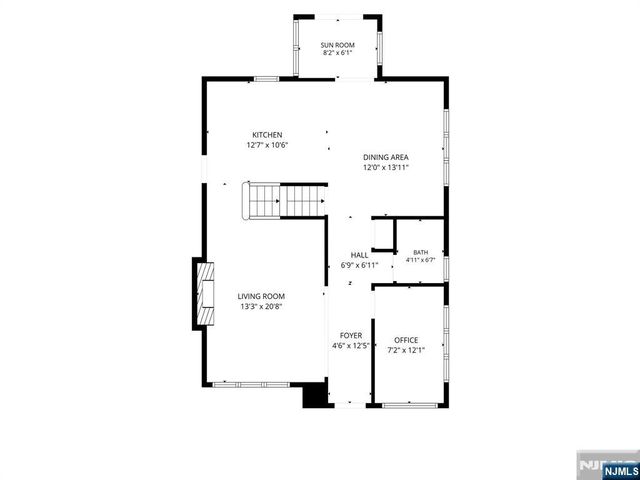 690 Ray Avenue, Ridgefield, NJ 07657