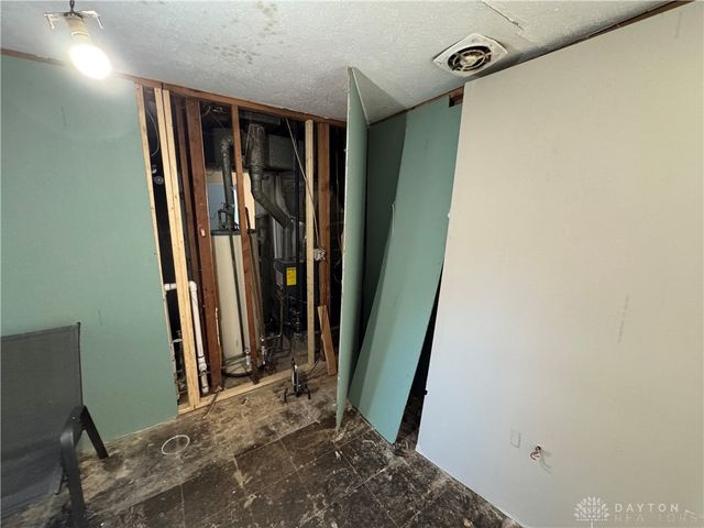 1579 Sundale Avenue, Dayton, OH 45406