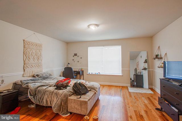 1950 N 18TH ST, Philadelphia, PA 19121