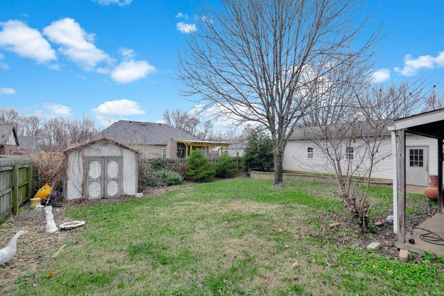 4024 Kenmore Drive, Evansville, IN 47711