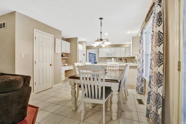 4024 Kenmore Drive, Evansville, IN 47711