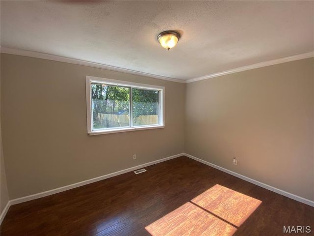 2942 Chance Drive, Florissant, MO 63031