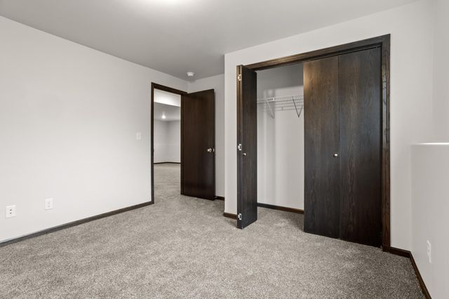 2735 11th Street W, West Fargo, ND 58078