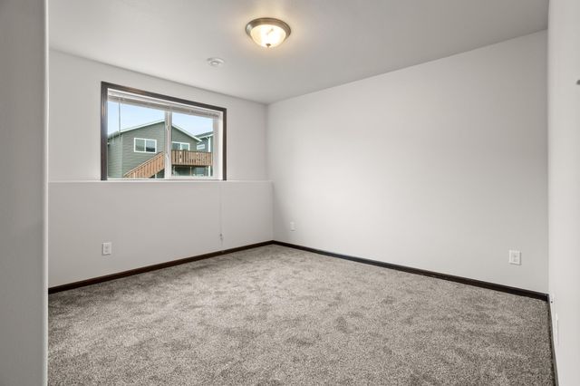 2735 11th Street W, West Fargo, ND 58078