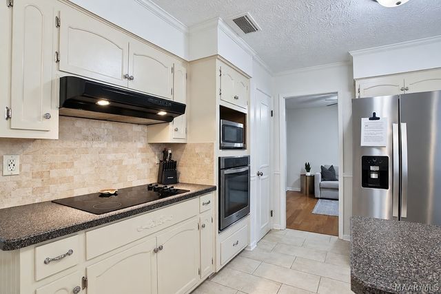 3883 Faunsdale Drive, Montgomery, AL 36109