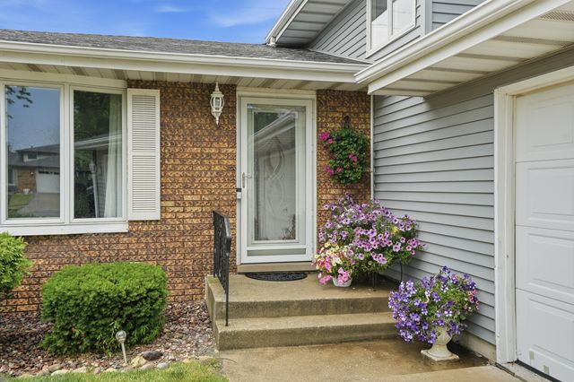 12042 W 103rd Court, St. John, IN 46373