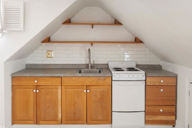 59 Hancock St 14, Boston, MA 02114