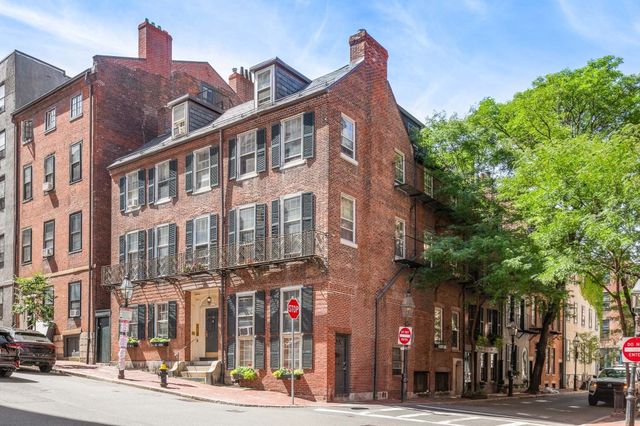 59 Hancock St 14, Boston, MA 02114
