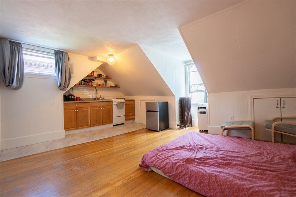 59 Hancock St 14, Boston, MA 02114