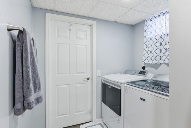 918 AVENUE O, Carter Lake, IA 51510