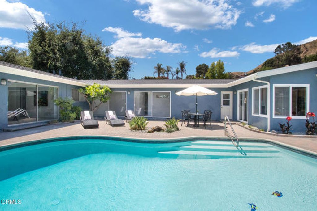 3345 Rubio Crest Drive, Altadena, CA 91001