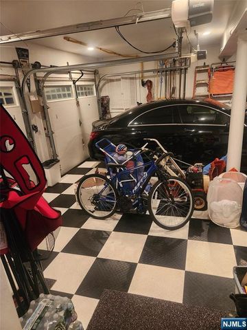 43 Palisade Avenue, Westwood, NJ 07675