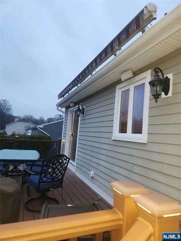 43 Palisade Avenue, Westwood, NJ 07675