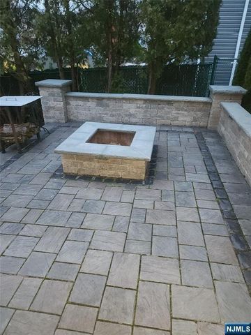 43 Palisade Avenue, Westwood, NJ 07675