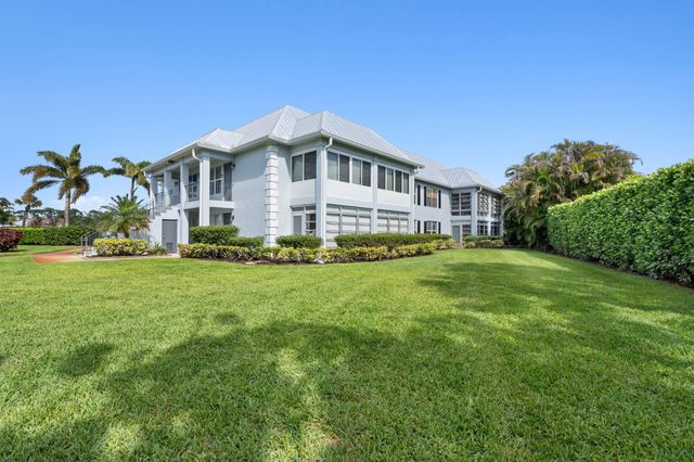 934 NW Spruce Ridge Drive 2, Stuart, FL 34994