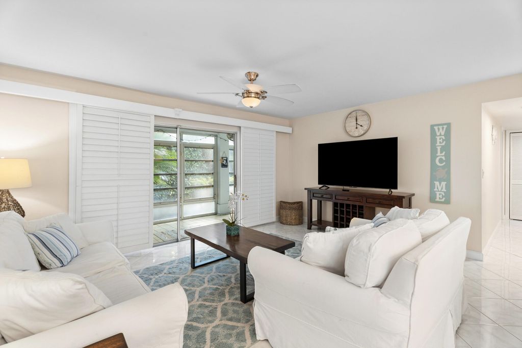 934 NW Spruce Ridge Drive 2, Stuart, FL 34994