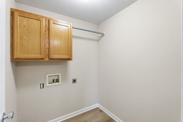 1619 Robbins, Augusta, KS 67010