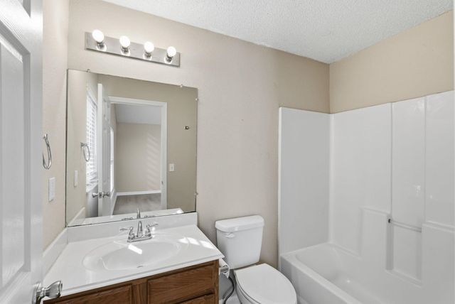 1619 Robbins, Augusta, KS 67010