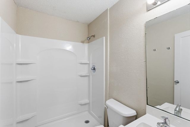 1619 Robbins, Augusta, KS 67010