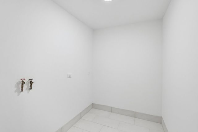 9815 Lawrence Court 3AF, Schiller Park, IL 60176